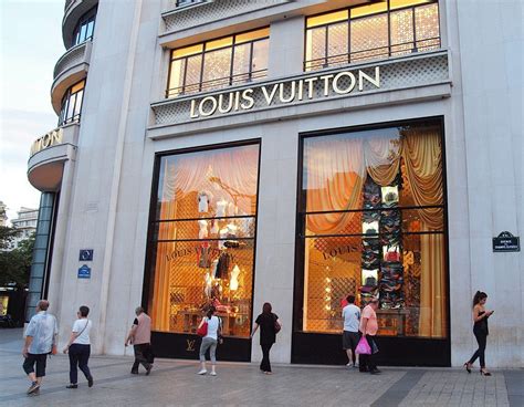 lv official website paris|louis vuitton in Paris.